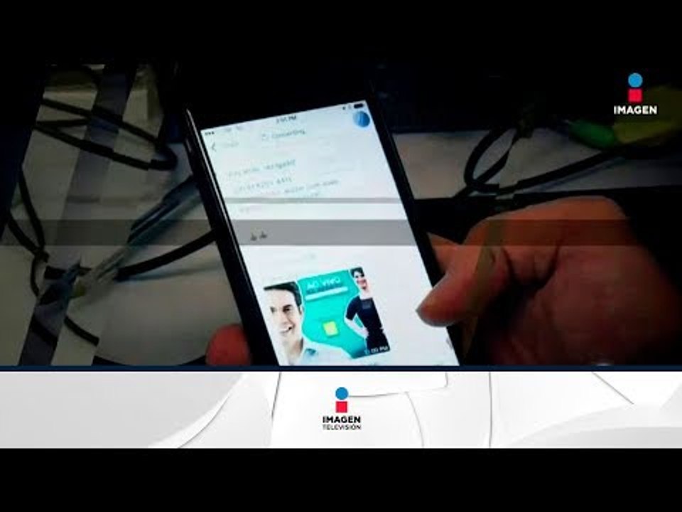 ¿Cuántas veces antes de dormir revisas tu celular? | Noticias con Francisco Zea