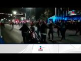 Policías de la CDMX golpeando a personas saliendo de un concierto | Noticias con Francisco Zea