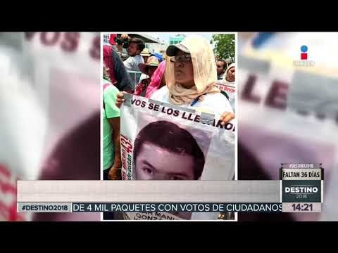AMLO apoya a padres afectados de Ayotzinapa | Noticias con Yuriria Sierra