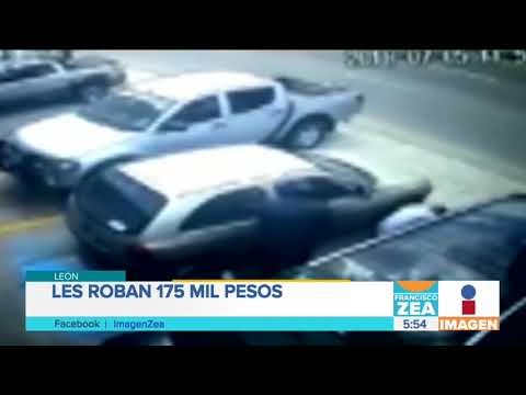 Captan el momento cuando asaltan a una pareja y les roban 175 mil pesos | Noticias con Francisco Zea