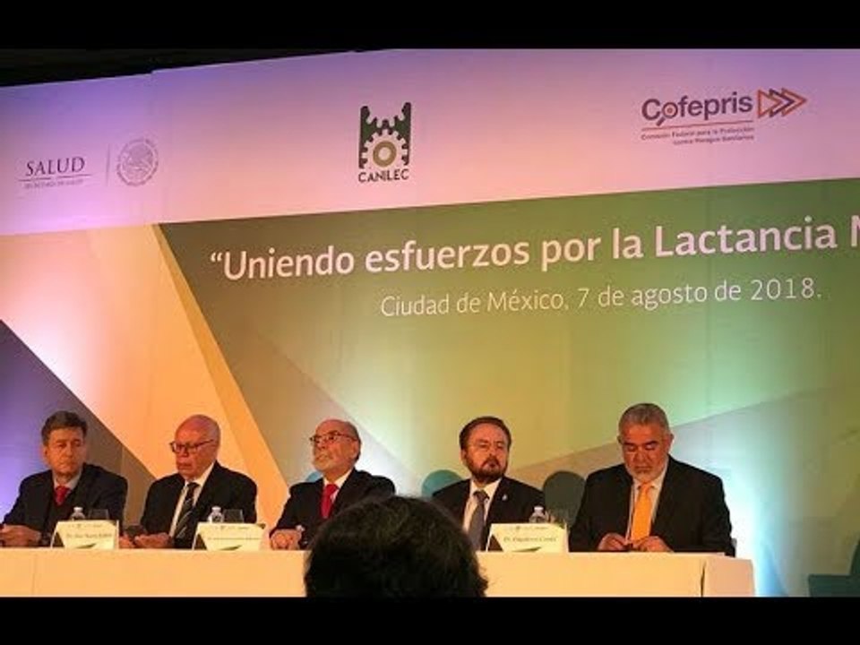 Hacen eventos sobre derechos de mujeres ¡sin mujeres! Puros hombres hablando | Noticias con Yuriria