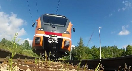 Chris Tarrant Extreme Railways S04 - Ep02 Crossing the Baltics HD Watch