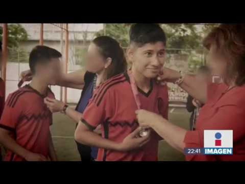 Matan a joven jugador de futbol y a su mamá en fuego cruzado | Noticias con Ciro Gómez Leyva