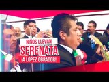 Las peticiones llegaron a la casa de López Obrador al son del mariachi | Noticias con Ciro