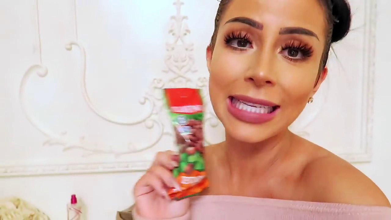 WHAT'S IN MY BAG! (+ LUXURY GIVEAWAY!)