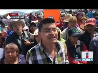 Download Video: Habitantes de Palmarito bloquean la México-Puebla por operativo | Noticias con Ciro