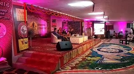 गोरखपुर लिटरेरी फेस्ट शब्द संवाद में नाट्य, स्त्री, भाषा, साहित्य और संगीत पर चर्चा