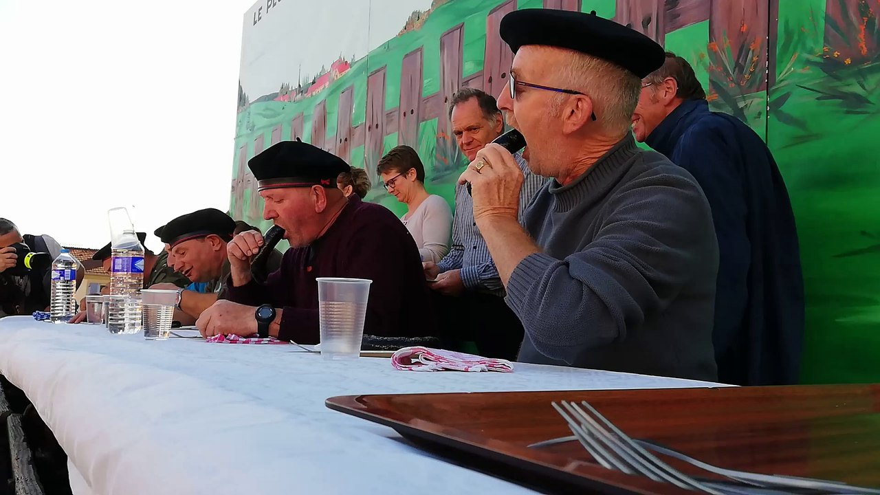 Le concours du plus gros mangeur de boudin