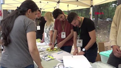 İzmir Cep Telefonsuz 48 Saat Geçirdiler