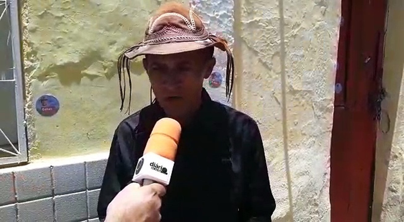 EM CAJAZEIRAS: Sapateiro candidato a deputado federal revela ansiedade: "Eu não dormi nada"