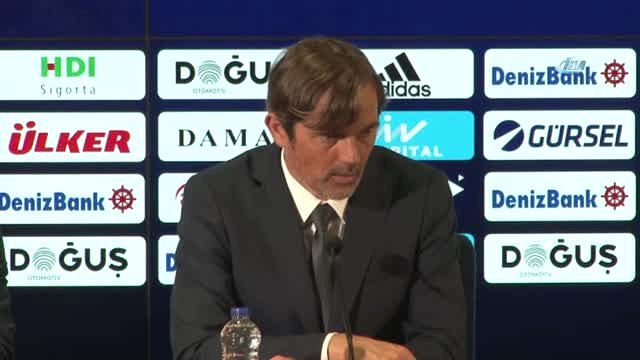 Phillip Cocu: İstifa Etmeyi Düşünmüyorum