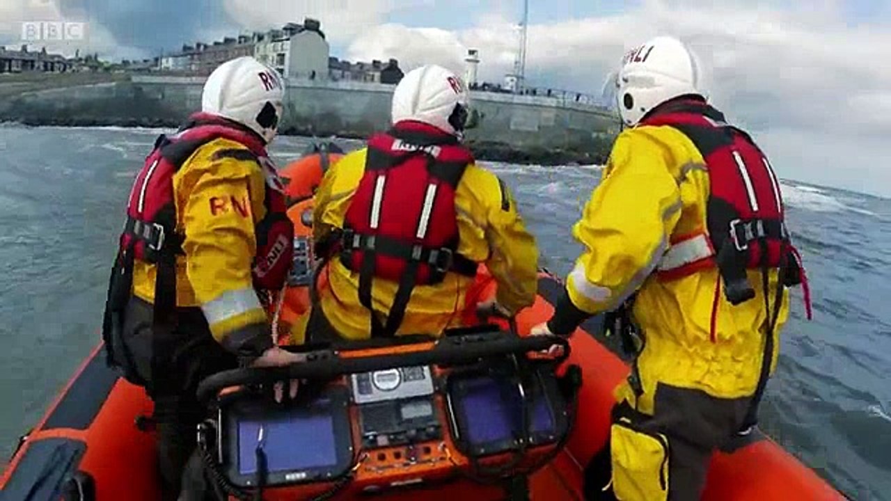 Saving Lives At Sea S02 E02 - video Dailymotion