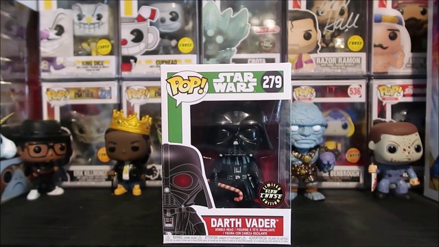 STAR WARS DARTH VADER FUNKO POP CHASE GLOW IN THE DARK HOLIDAY XMAS CANDY CANE BOBBLEHEAD UNBOXING REVIEW