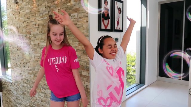 WHAT'S IN THE BOX CHALLENGE - UNDERWATER Feet Edition | Toys AndMe