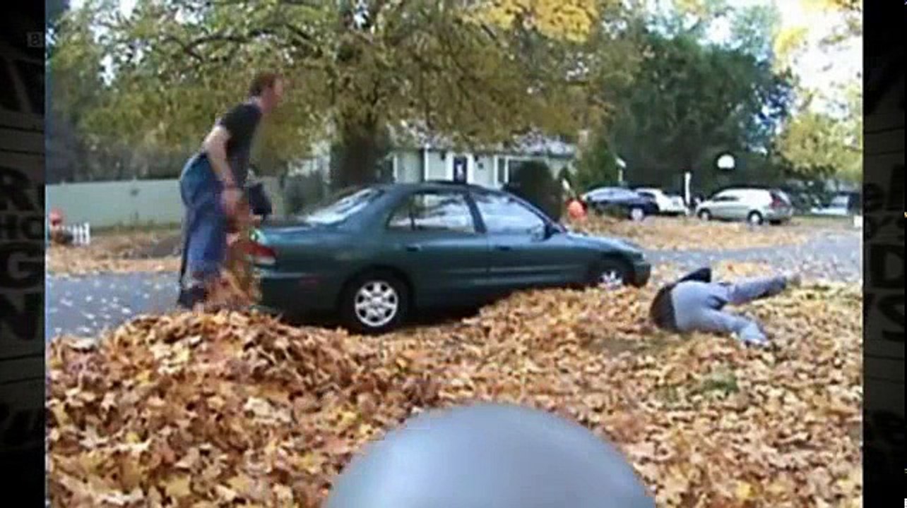 Russell Howards Good News S06 E02