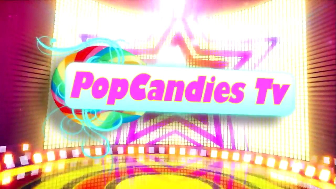 Zelda Rae Williams enjoys the company of her friends while departing Bootsy Bellows WeHo