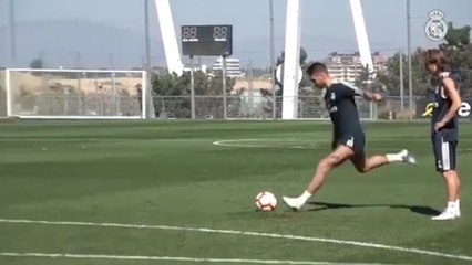 La folle série de coup-francs de Sergio Ramos à l'entraînement