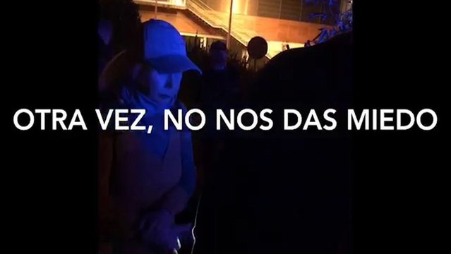 Policía de Sant Celoni denuncia por quitar esteladas de las calles