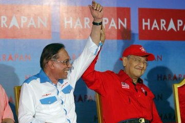 Tun M campaigns for Anwar in PD (Full Speech)