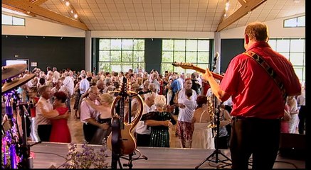 formidable javanette par l' Orchestre Dominique & Stéphanie FLOQUET