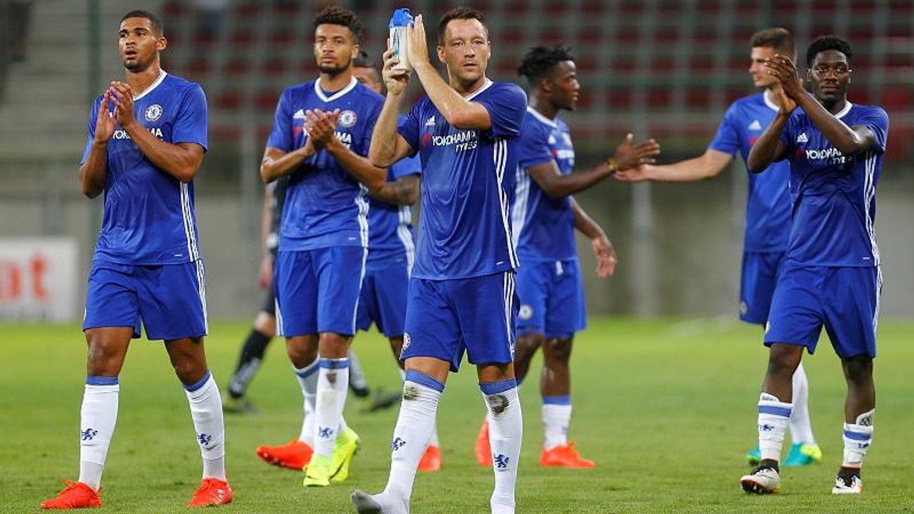 Englands Ex-Kapitän John Terry kündigt Rücktritt an