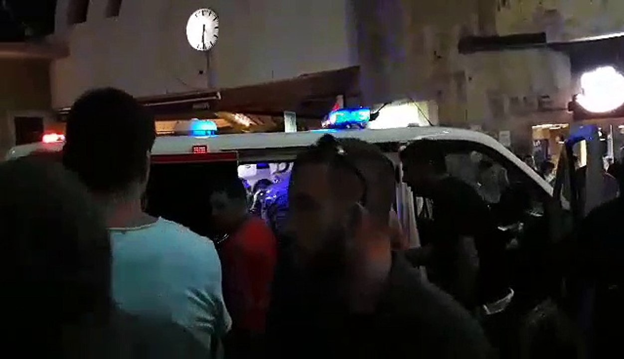 Ambulanca arrine ne piken e shitjes se biletave