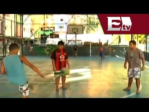 Niños brasileños sueñan en convertirse en astros del futbol/ Viva Brasil