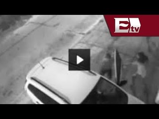 Desde la red: Impresionante accidente, auto entra a hotel / Titulares con Vianey Esquinca