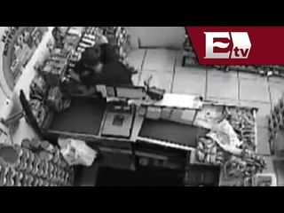 Desde la red: Hombre golpea a su novia; ella lo defiende (VIDEO) / Vianey Esquinca