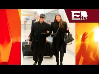 Luis Miguel es captado con su novia en aeropuerto de Nueva York  / Joanna Vegabiestro