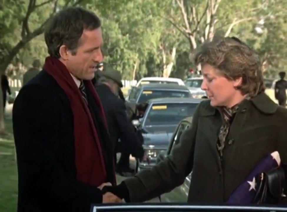 Hill Street Blues S03E08 Requim For A Hairbag