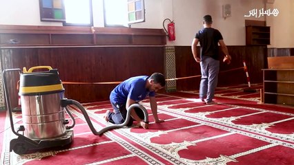 "تنظيف بيوت الله" حملة شبابية لتنظيف مساجد مدينة تمارة