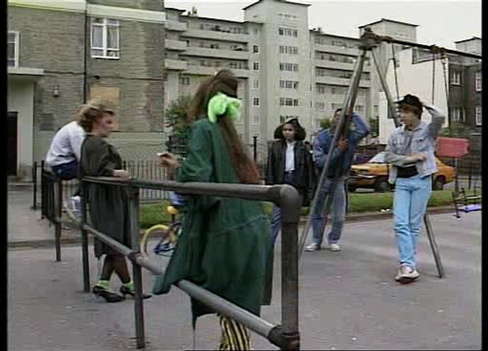 The Bill S01 E03 Clutching at Straws Part.2