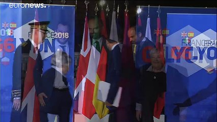 Γαλλία: Κόντρα Φιλίπ - Σαλβίνι για το μεταναστευτικό