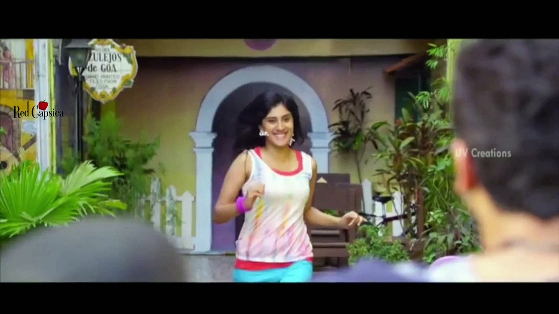 Dhanya Balakrishna hot navel HD