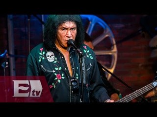 Autoridades de Los Angeles buscan pornografía infantil en casa de Genne Simmons / Joanna Vegabiestro