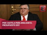 Agustin Carstens pide cautela al analizar el presupuesto 2017