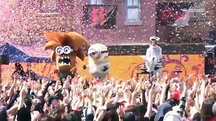 ＨＹＤＥ、ミニオンとハロウィーンライブ