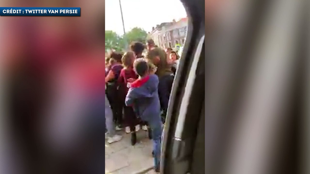 Robin Van Persie déclenche l’hystérie à Rotterdam