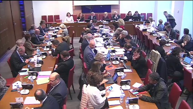 Commission des affaires sociales : Examen des propositions de loi : L’avenir de la santé ; Consolidation du modèle français du don du sang ; Création d’un répertoire des maladies rares ou orphelines - Mercredi 3 octobre 2018