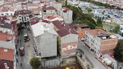 Bağcılar'da Çökme Riski Bulunan Bina Havadan Görüntülendi