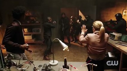 Arrow 7. Sezon 1. Bölüm Fragmanı