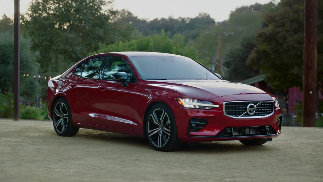 Volvo S60 T6 AWD R-Design Design Preview