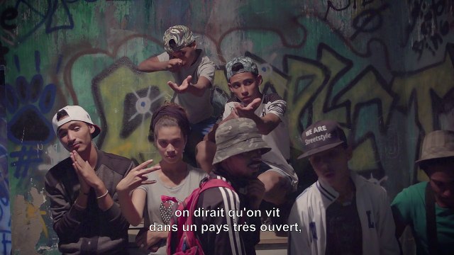 Les fleurs du bitume