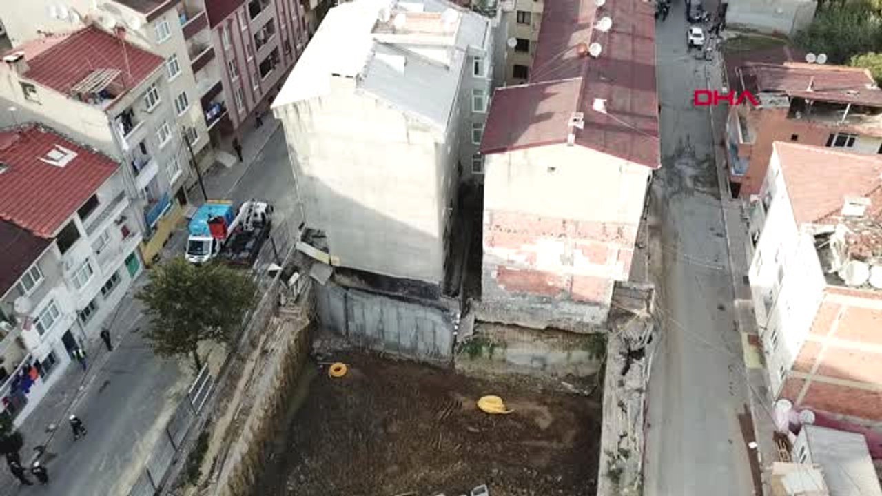 Bağcılar'da İki Binada Çökme Riski; 6 Bina Boşaltıldı