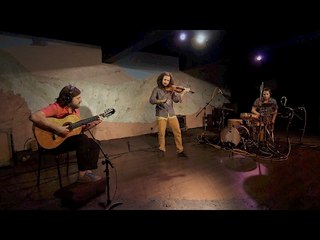 torcendo a terra | live studio video clip
