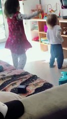 OLI y BALTA bailando - 21 de Agosto