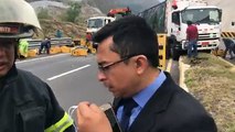 EN VIVO desde la ruta Collas, a la altura del kilómetro 1   500 (vía al peaje de Oyacoto). Un camión que transportaba cervezas se accidentó. Reporta Diego Bravo