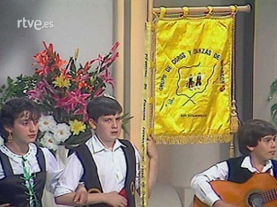 Grupo de Coros y Danzas de Alcorcon - Jota de los Pucheros