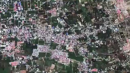 Binlerce insanın hayatını kaybettiği Endonezya'daki depremden sonra toprak kaymasını gösteren uydu görüntüsü 
